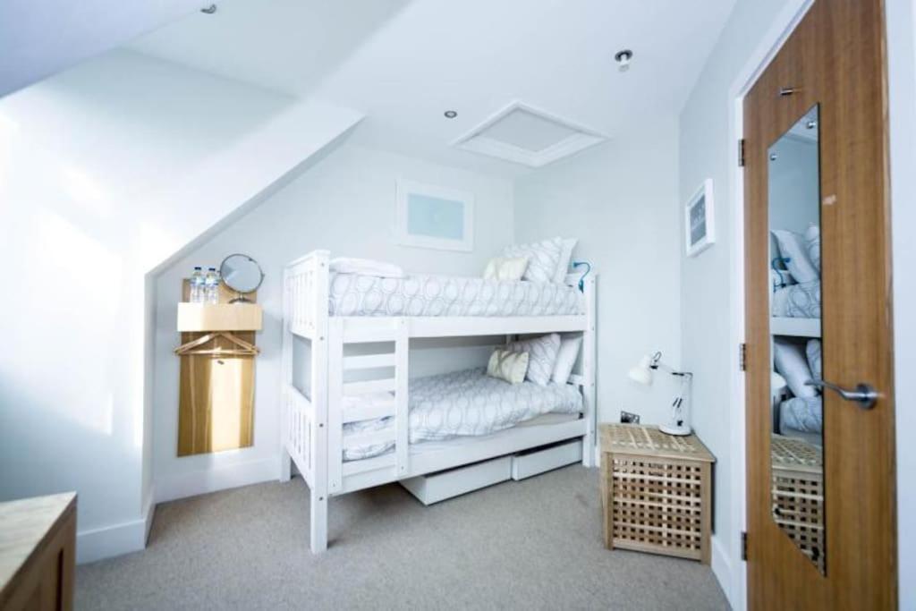 Edge14- Spacious, Stylish And Near The Beach! * Newquay (Cornwall)