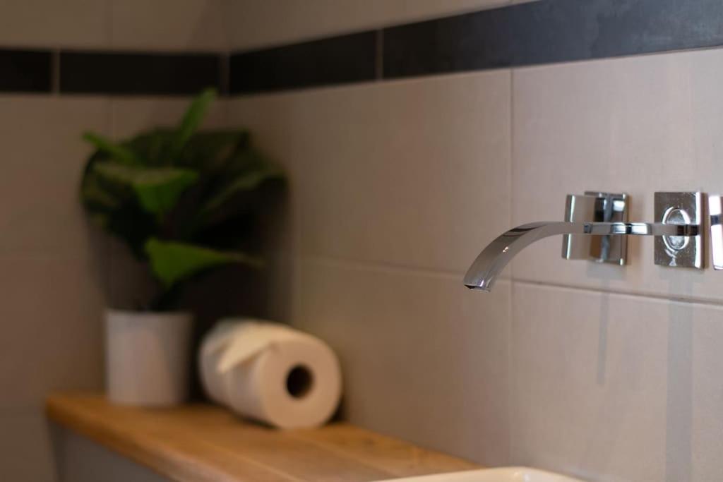 Edge14- Spacious, Stylish And Near The Beach! Newquay (Cornwall)