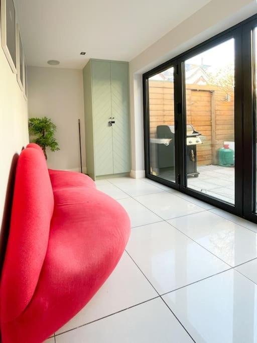 Edge14- Spacious, Stylish And Near The Beach! Newquay (Cornwall)