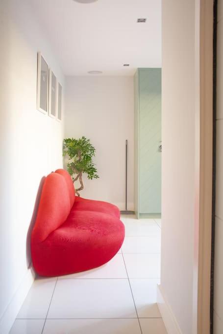 Edge14- Spacious, Stylish And Near The Beach!