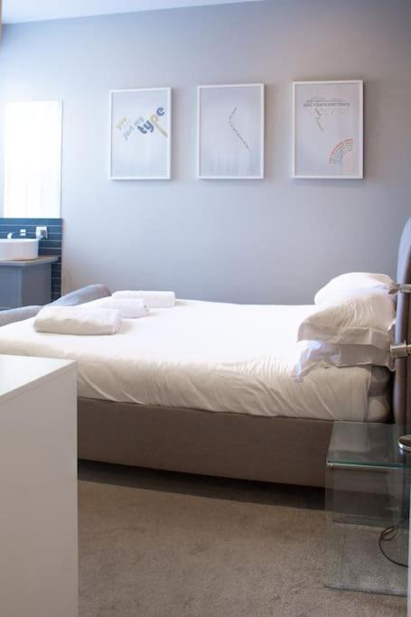 Edge14- Spacious, Stylish And Near The Beach! Holiday home *