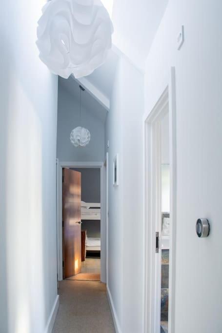Edge14- Spacious, Stylish And Near The Beach! * Newquay (Cornwall)