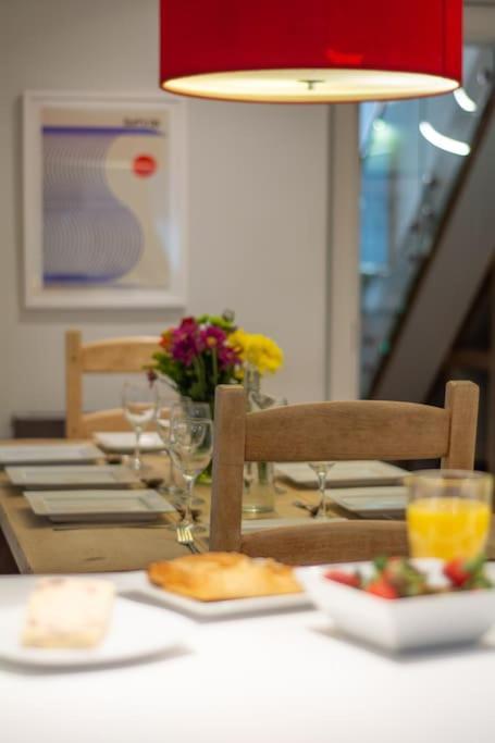 Edge14- Spacious, Stylish And Near The Beach!